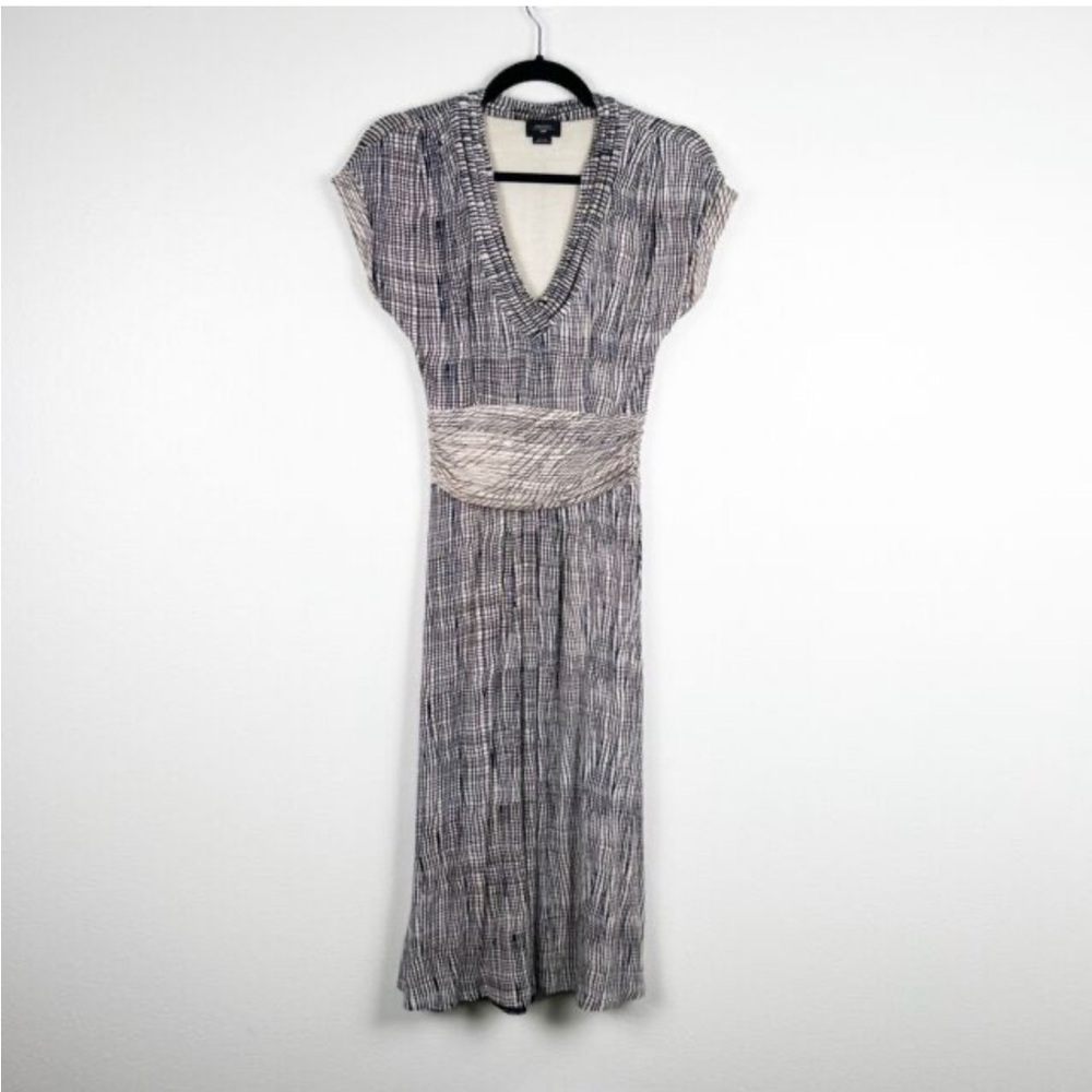 Deletta size small soft comfortable feminine dress